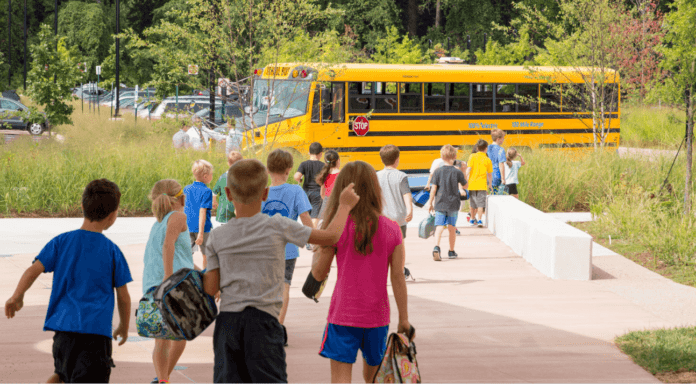 Electric school bus