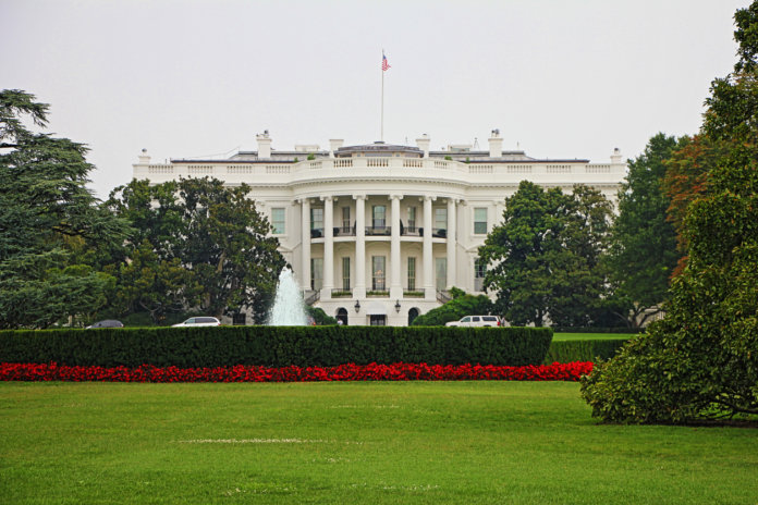 View of the White House from the Elipse