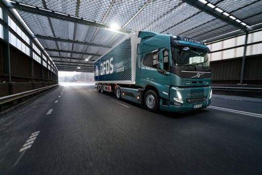 Volvo Trucks Unveils the New Volvo FH - NGT News